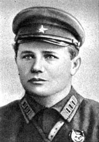 Єрьоменко Андрій Іванович (1892–1970), у 1935–37 рр. — заступник командира, 1937–38 — командир 14-ї кавалерійської дивізії, Маршал Радянського Союзу (1955), Герой Радянського Союзу (1944)