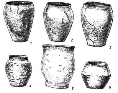 Кераміка празько-корчакської (1–3) і пеньківської (4–6) культур