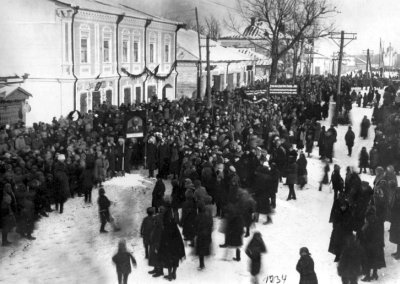 Траурний мітинг у Новограді-Волинському з нагоди смерті В.І.Леніна. Фото 1924 року